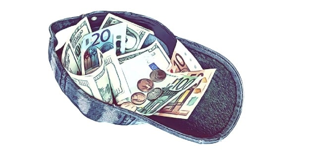 Das Geld liegt auf der Straße - Kappe